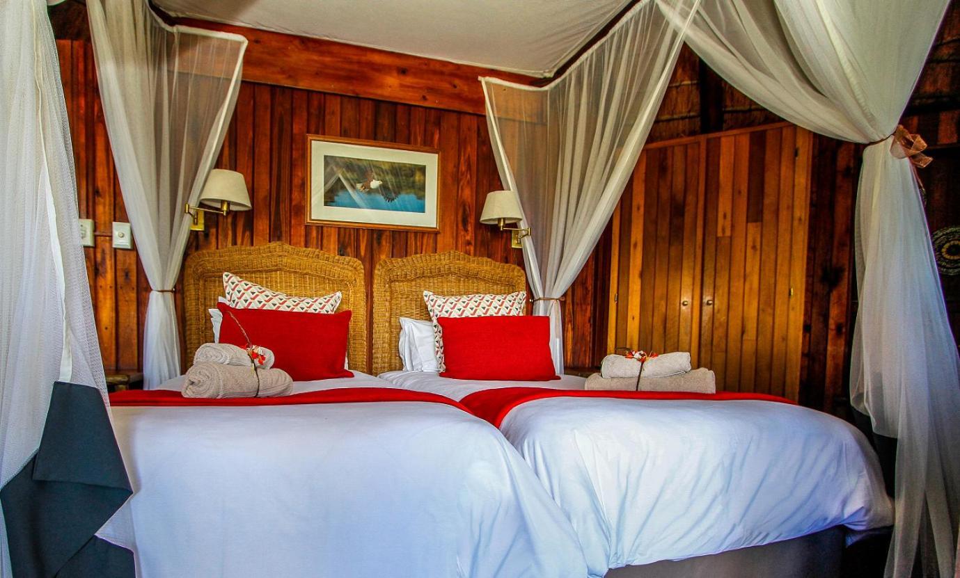 Shayamoya Tiger Fishing And Game Lodge พอนโกลา ภายนอก รูปภาพ
